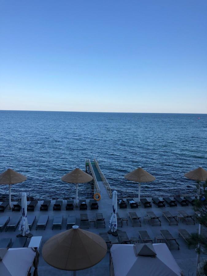 Maristella Marine Residense Hotel Apartment Odesa Exterior photo